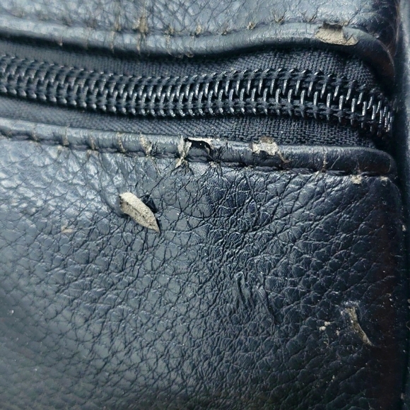 USED CONDITION BAG SIZE 7X6 COLOR BLACK WITH LOTS OF JEWEL THIS BAG NOT LEATHER - Picture 11 of 15